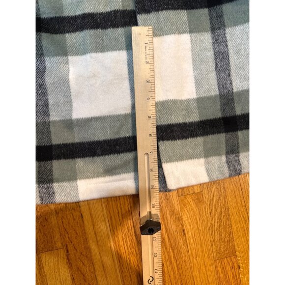 Carly Jean Los Angeles Plaid Belted Robe  80% Polyester & 20% Wool  Womens S - Picture 2 of 12